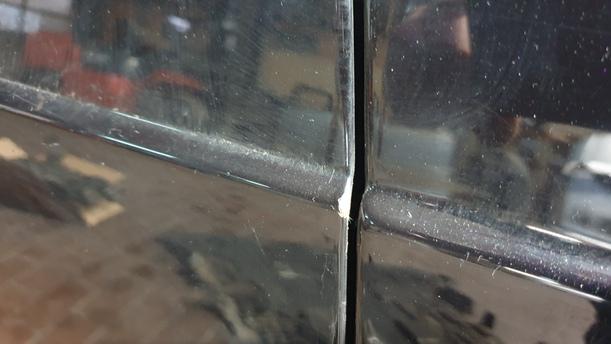 Foto: TÜR VORN RECHTS eines Saab 9-5 Kombi 1.9 TiD Sport