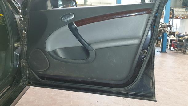Foto: TÜR VORN RECHTS eines Saab 9-5 Kombi 1.9 TiD Sport