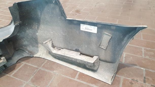 Foto: STOSSFÄNGER/ STOßSTANGE HINTEN ( KOMBI ) eines Saab 9-5 Kombi 1.9 TiD Sport