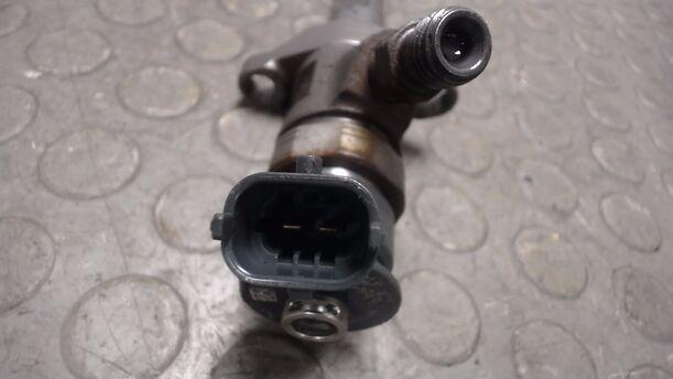 Foto: EINSPRITZVENTIL DIESEL eines Ford Focus Turnier 1.6 TDCi DPF Sport