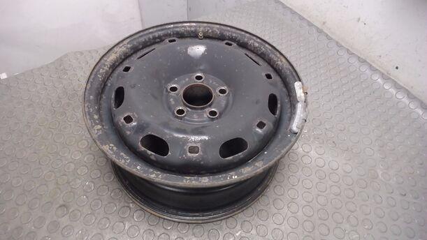 Foto: STAHLFELGE 6X14 ET43 eines VW Polo 1.2 Sport