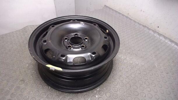 Foto: STAHLFELGE 5X14 ET35 ( UNBENUTZT ) eines VW Polo 1.2 Sport