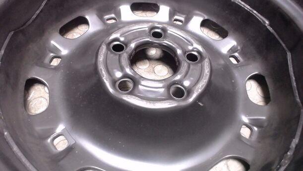 Foto: STAHLFELGE 5X14 ET35 ( UNBENUTZT ) eines VW Polo 1.2 Sport