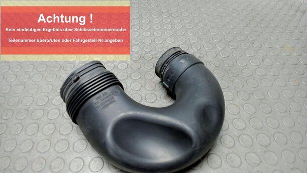 Foto: SCHAUCH ANSAUGUNG / LUFTROHR eines VW Passat Variant 2.0 TDI DPF Sport