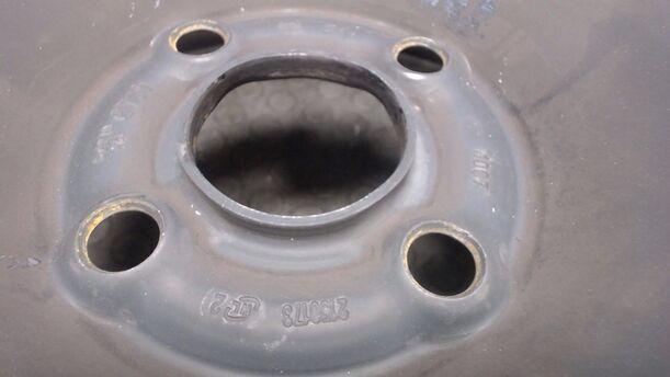 Foto: STAHLFELGE 6X15 ET39 eines Opel Corsa 1.4 16V Sport