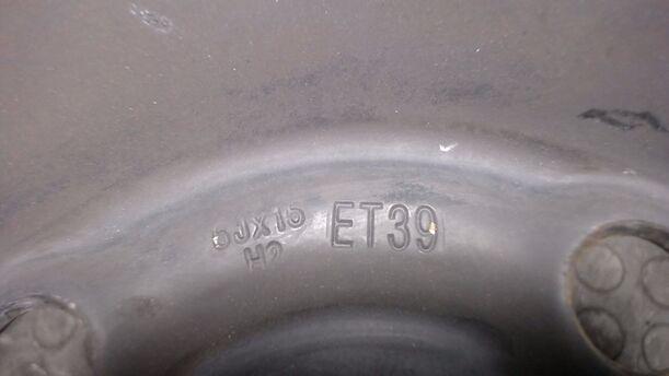 Foto: STAHLFELGE 6X15 ET39 eines Opel Corsa 1.4 16V Sport