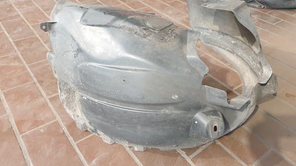 Foto: RADHAUSSCHALE / INNENKOTFLÜGEL RECHTS eines Opel Corsa 1.2 16V Sport