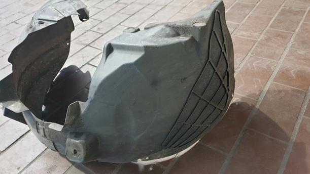 Foto: RADHAUSSCHALE / INNENKOTFLÜGEL RECHTS eines Opel Corsa 1.2 16V Sport