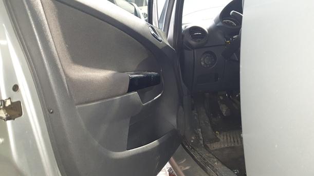 Foto: TÜR VORNE LINKS eines Opel Corsa 1.2 16V Sport