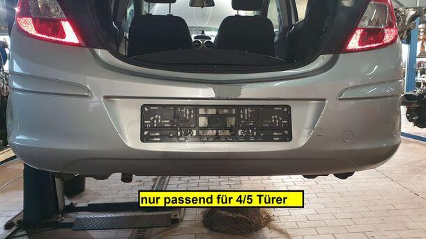 Foto: STOSSFÄNGER / STOßSTANGE HINTEN eines Opel Corsa 1.2 16V Sport