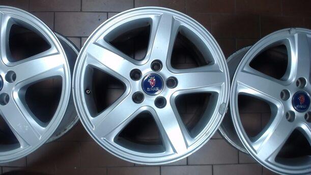Foto: ALUFELGENSATZ 6,5X16 ET49 eines Saab 9-5 Kombi 1.9 TiD Sport