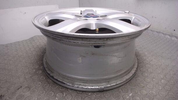 Foto: ALUFELGENSATZ 6,5X16 ET49 eines Saab 9-5 Kombi 1.9 TiD Sport