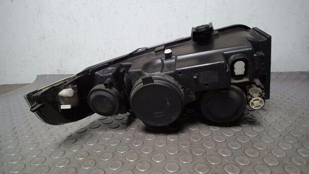 Foto: SCHEINWERFER LINKS eines Saab 9-5 Kombi 1.9 TiD Sport