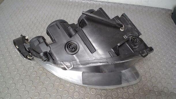 Foto: SCHEINWERFER LINKS eines Saab 9-5 Kombi 1.9 TiD Sport
