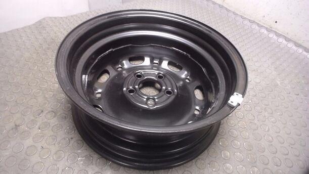 Foto: STAHLFELGE 5X14 ET35 ( UNBENUTZT ) eines VW Fox 1.2 Sport