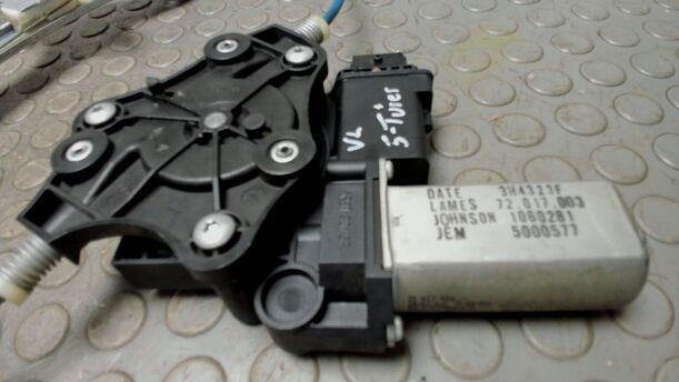 Foto: FENSTERHEBER VORNE LINKS ELEKTRISCH ( 5-TÜRER ) eines Opel Corsa 1.2 16V Sport