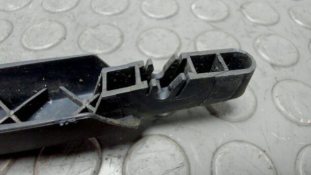 Foto: SCHEIBENWISCHERARM HINTEN eines Opel Corsa 1.2 16V Sport