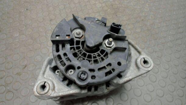 Foto: LICHTMASCHINE ( 100 A ) eines Opel Corsa 1.2 16V Sport