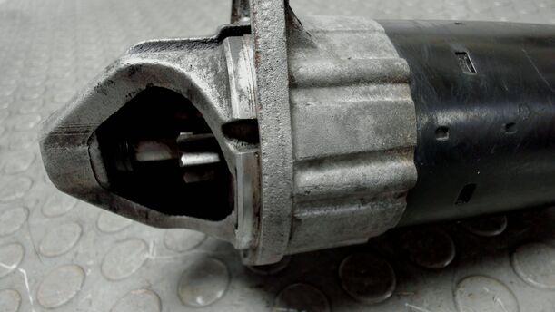 Foto: ANLASSER / STARTER eines Opel Corsa 1.2 16V Sport