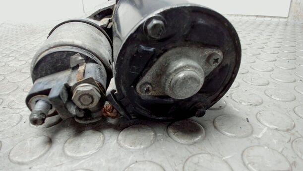Foto: ANLASSER / STARTER eines Opel Corsa 1.2 16V Sport