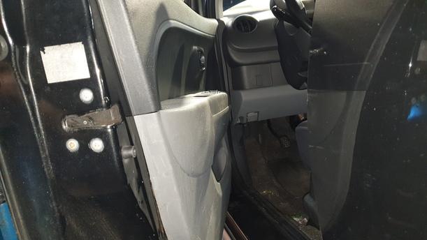 Foto: TÜR VORNE LINKS eines Daihatsu Sirion 1.3 Sport