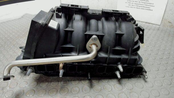 Foto: ANSAUGKRÜMMER / ANSAUGBRÜCKE eines Opel Corsa 1.2 16V Sport