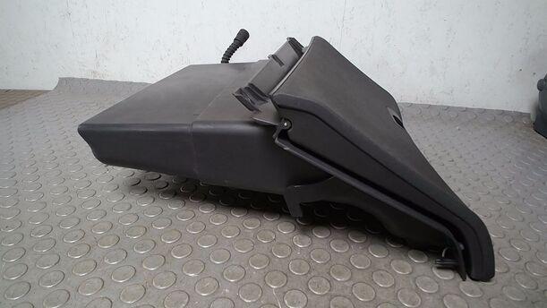 Foto: HANDSCHUHFACH eines Saab 9-5 Kombi 1.9 TiD Sport