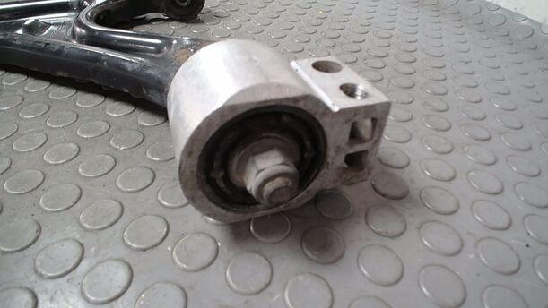 Foto: QUERLENKER VORN LINKS eines Saab 9-5 Kombi 1.9 TiD Sport