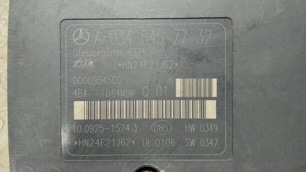Foto: HAUPTBREMSAGGREGAT ABS / ESP eines Mercedes-Benz C 180 T Kompressor Sport