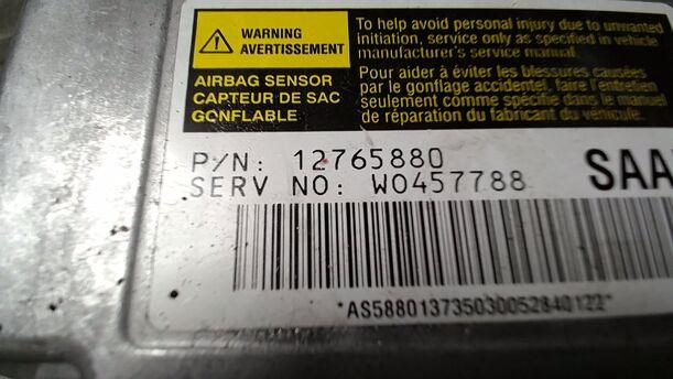 Foto: STEUERGERÄT AIRBAG/ AIRBAGSTEUERGERÄT eines Saab 9-5 Kombi 1.9 TiD Sport
