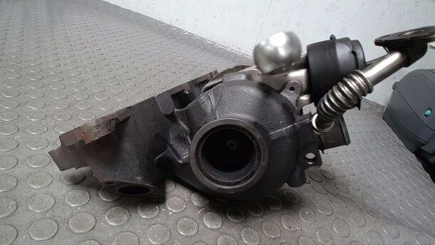 Foto: TURBOLADER eines Saab 9-5 Kombi 1.9 TiD Sport