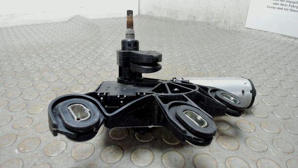 Foto: SCHEIBENWISCHERMOTOR HINTEN ( KOMBI ) eines Mercedes-Benz C 180 T Kompressor Sport