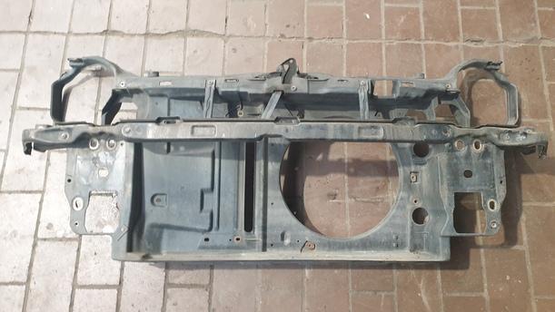 Foto: FRONTBLECH/ SCHLOSSTRÄGER ( OHNE KLIMMAANLAGE ) eines VW Lupo 1.0 Sport
