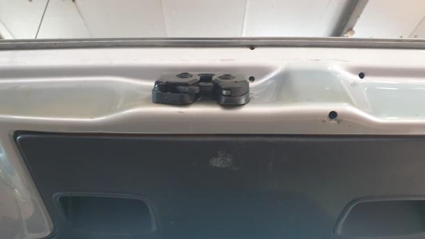 Foto: HECKKLAPPE/ HECKDECKEL eines VW Lupo 1.0 Sport