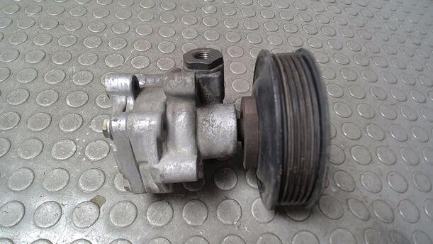 Foto: SERVOPUMPE/ PUMPE SERVOLENKUNG eines VW Lupo 1.0 Sport