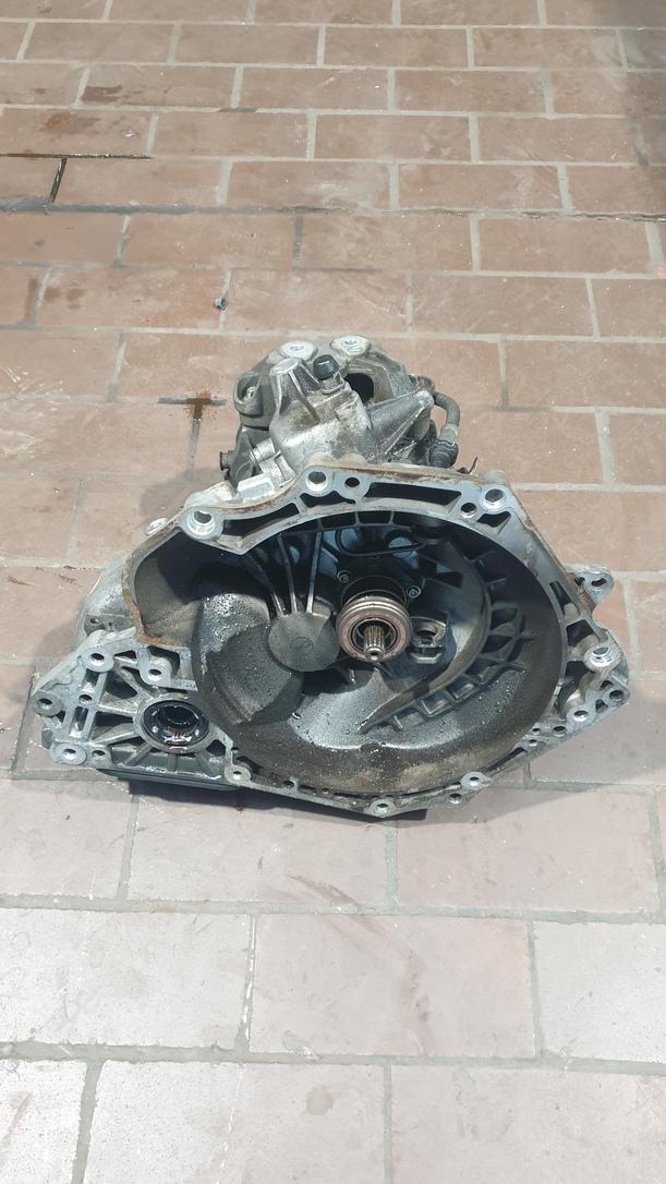 Foto: SCHALTGETRIEBE 5 GANG (F13 3,94 ) eines Opel Corsa 1.0 12V Sport