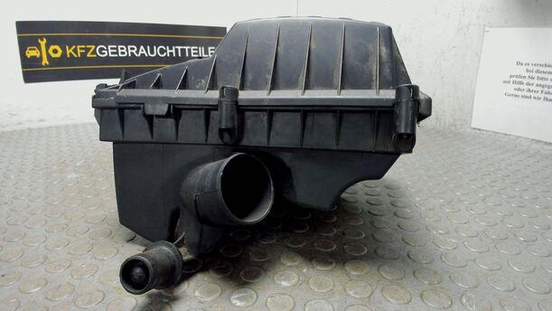 Foto: LUFTFILTERKASTEN eines Opel Corsa 1.0 12V Sport