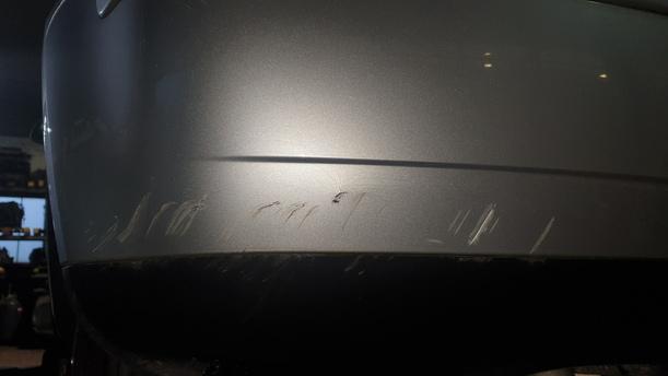 Foto: STOSSFÄNGER / STOSSSTANGE HINTEN ( VOR FACELIFT ) eines VW Polo 1.4 Sport