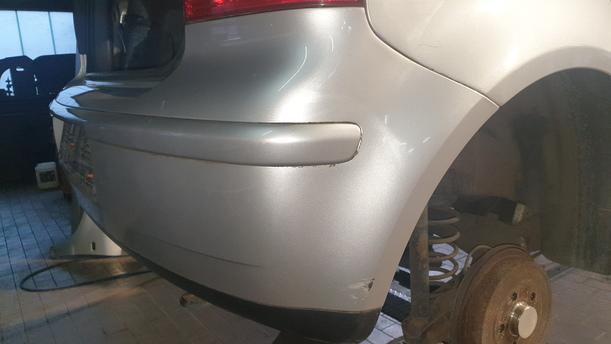 Foto: STOSSFÄNGER / STOSSSTANGE HINTEN ( VOR FACELIFT ) eines VW Polo 1.4 Sport