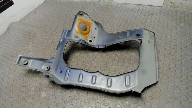 Foto: SCHEINWERFERTRÄGER LINKS eines Opel Corsa 1.0 12V Sport