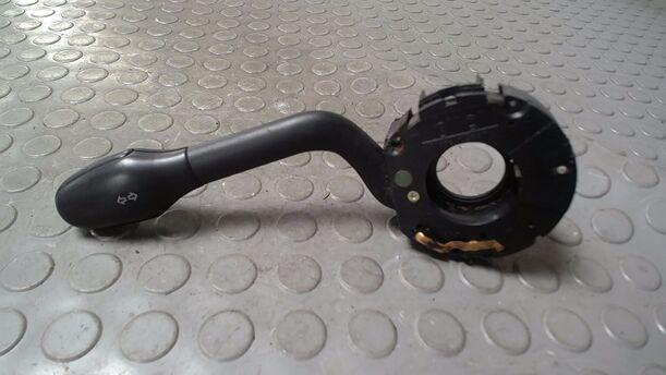 Foto: BLINKSCHALTER/ KOMBISCHALTER eines VW Lupo 1.0 Sport