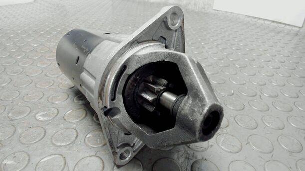 Foto: ANLASSER / STARTER eines Opel Corsa 1.0 12V Sport