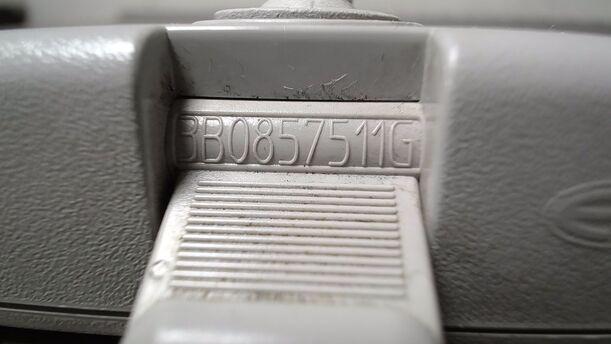 Foto: INNENSPIEGEL eines VW Lupo 1.0 Sport
