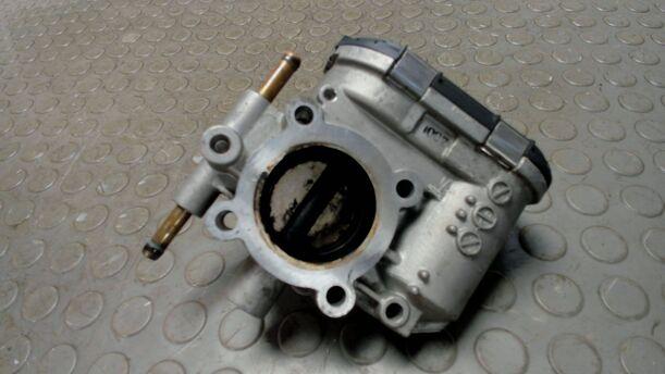 Foto: DROSSELKLAPPENSTUTZEN eines Opel Corsa 1.0 12V Sport