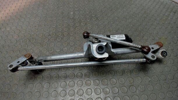 Foto: SCHEIBENWISCHERMOTOR VORNE eines Opel Corsa 1.0 12V Sport