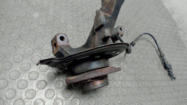 Foto: ACHSSCHENKEL VORNE RECHTS ( 4 LOCH ) eines Opel Corsa 1.0 12V Sport