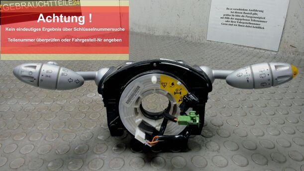 Foto: KOMBISCHALTER / LENKSTOCKSCHALTER eines Mini (BMW) Mini One Sport