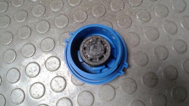 Foto: DECKEL AUSGLEICHSBEHÄLTER eines VW Polo 1.4 Sport