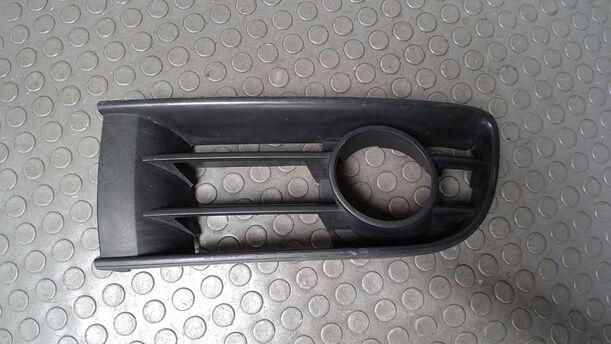 Foto: BLENDE NEBELSCHEINWERFER LINKS eines VW Polo 1.4 Sport