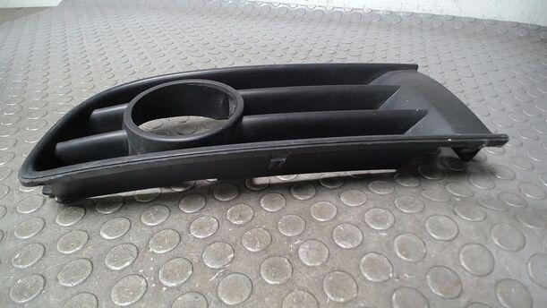 Foto: BLENDE NEBELSCHEINWERFER LINKS eines VW Polo 1.4 Sport